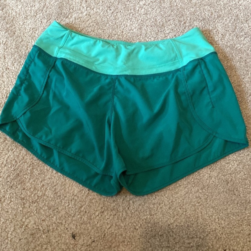 Born Primitive Free Flow Running Shorts